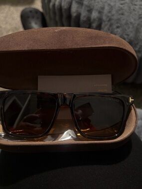 Tom Ford Tortoiseshell Square Sunglasses - Brown Lenses
